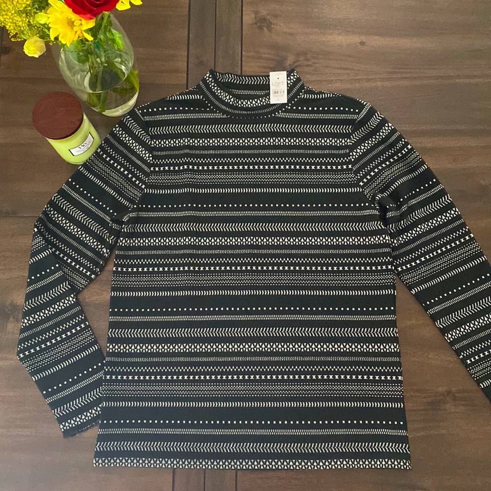 LOFT Outlet turtle neck NWT Size Large